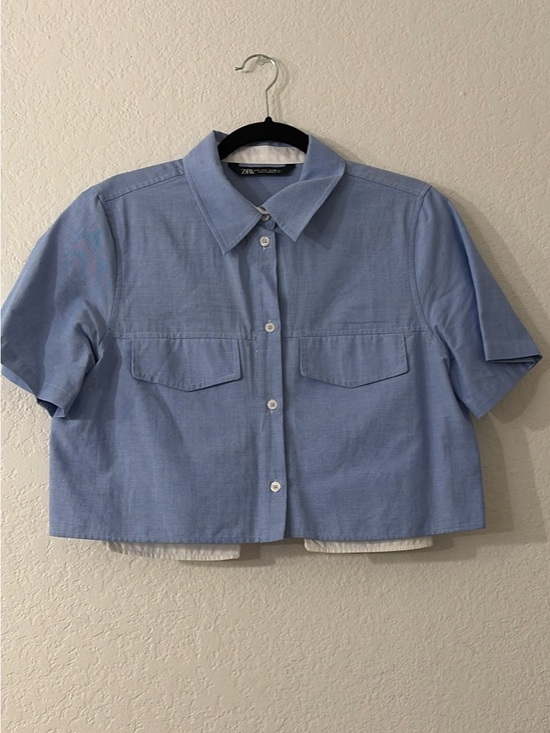 Zara Tops - Zara Light Blue Cropped Short-Sleeve Button-Up Shirt